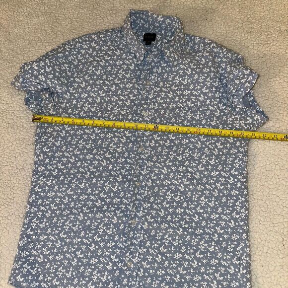 J. Crew Short Sleeve Button Down Collared Shirt Blue White Floral Medium EUC - Picture 7 of 9